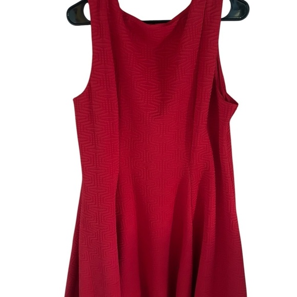 Torrid Red Dress Sleeveless Size 2 ( 18 - 20 )Valentine Day ❤️ - Picture 2 of 5